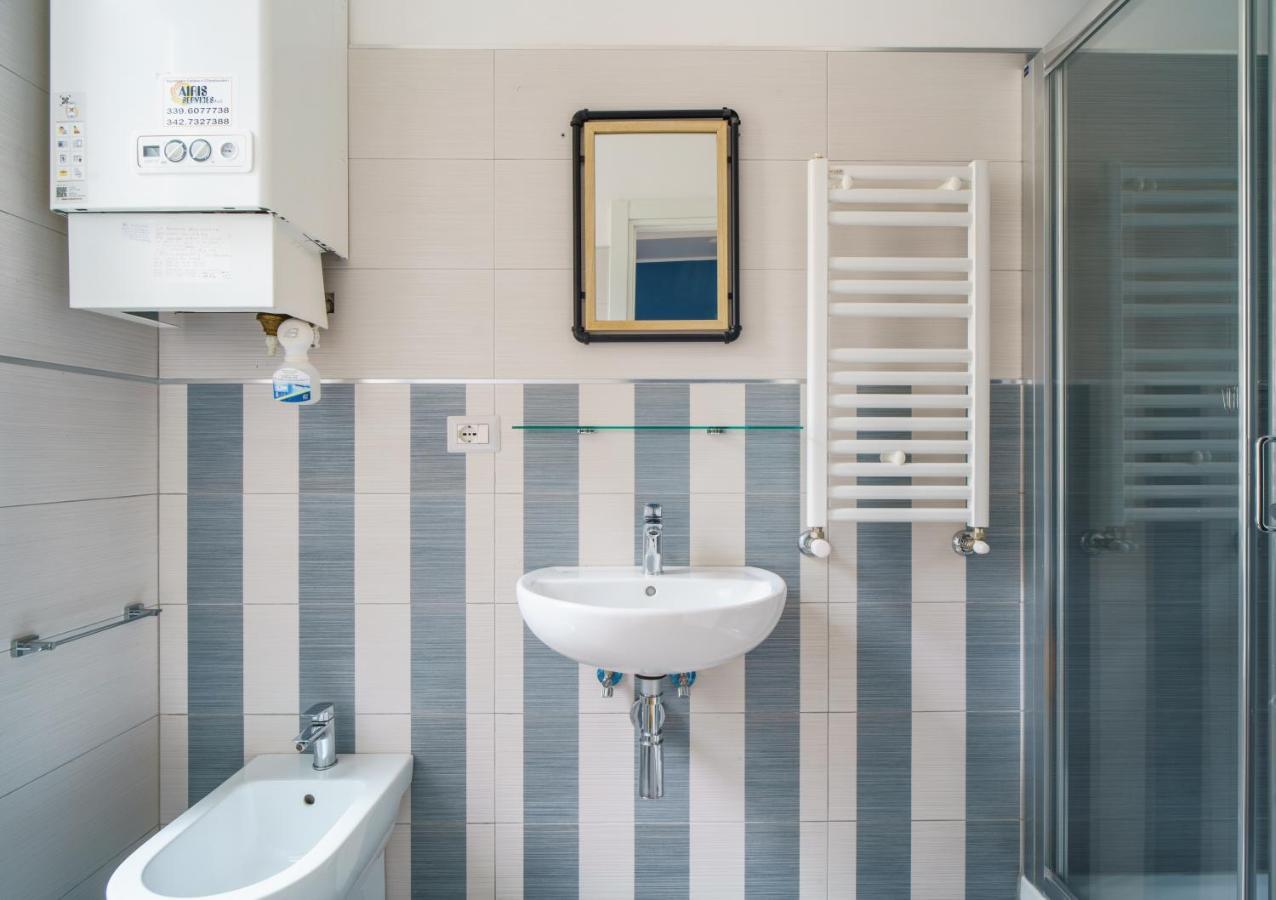 Dreamynest Quattro Cantoni - 2 Bdr Vicino Il Colosseo Rome Extérieur photo