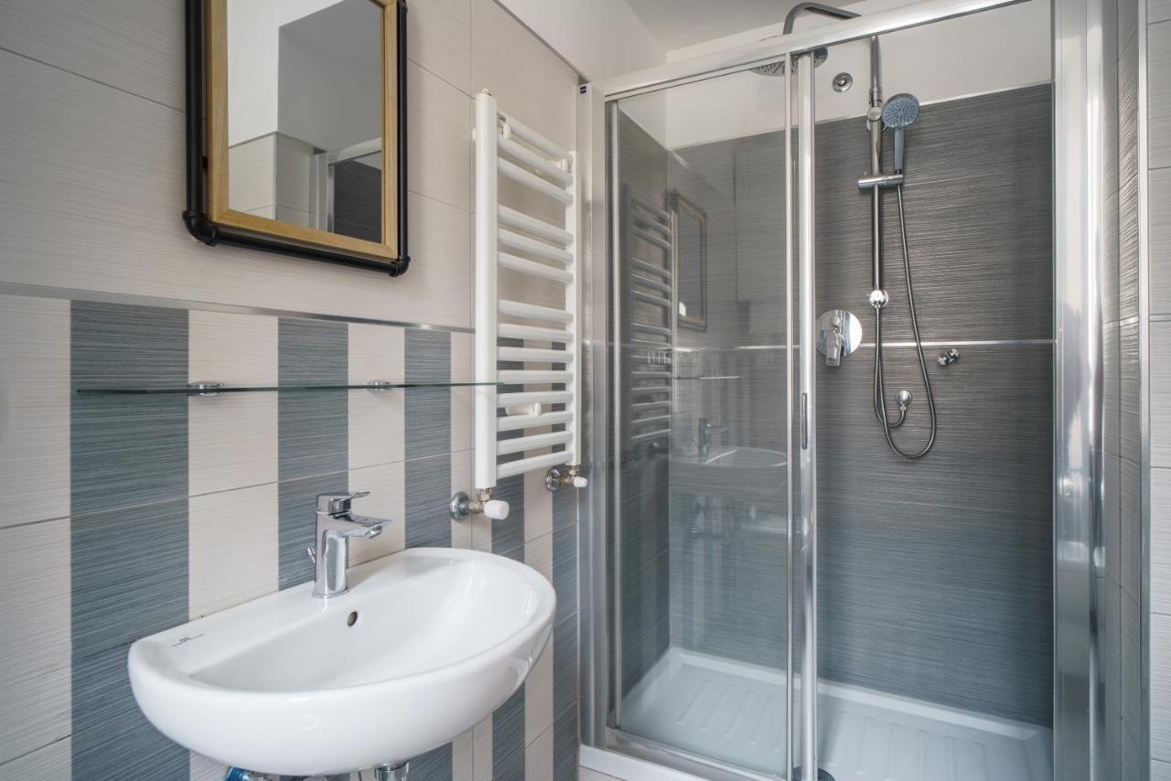 Dreamynest Quattro Cantoni - 2 Bdr Vicino Il Colosseo Rome Extérieur photo
